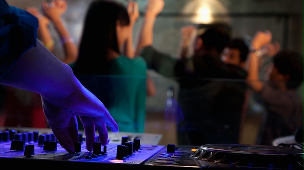 夜店大厅的香氛选择——打造独特氛围的秘诀